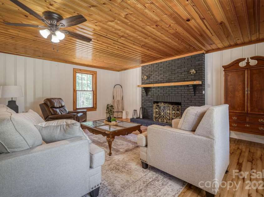6939 Knob Avenue, Connelly Springs, NC 28612.  MLS# CAR4276598, YatesRealty ID 27118. 