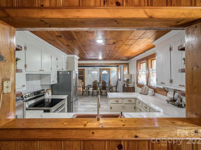 6939 Knob Avenue, Connelly Springs, NC 28612.  MLS# CAR4276598, YatesRealty ID 27118. 