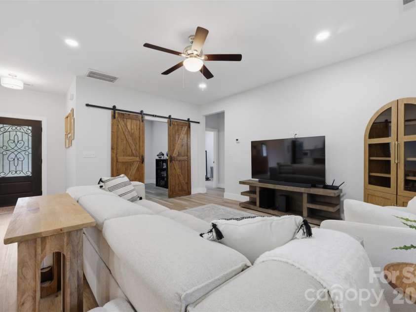 1026 Fye Drive, Newton, NC 28658.  MLS# CAR4375919, YatesRealty ID 27119. 