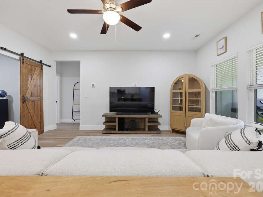 1026 Fye Drive, Newton, NC 28658.  MLS# CAR4375919, YatesRealty ID 27119. 
