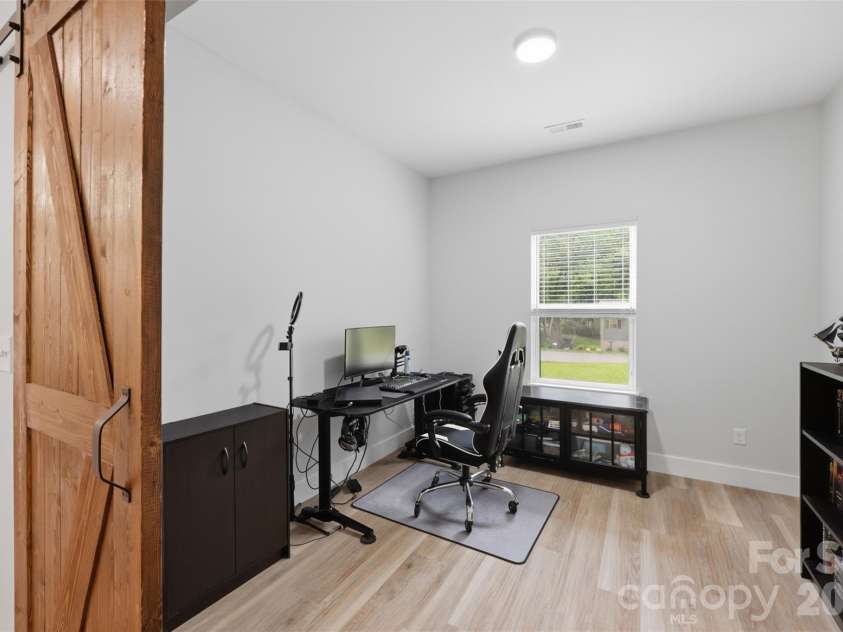 1026 Fye Drive, Newton, NC 28658.  MLS# CAR4375919, YatesRealty ID 27119. 
