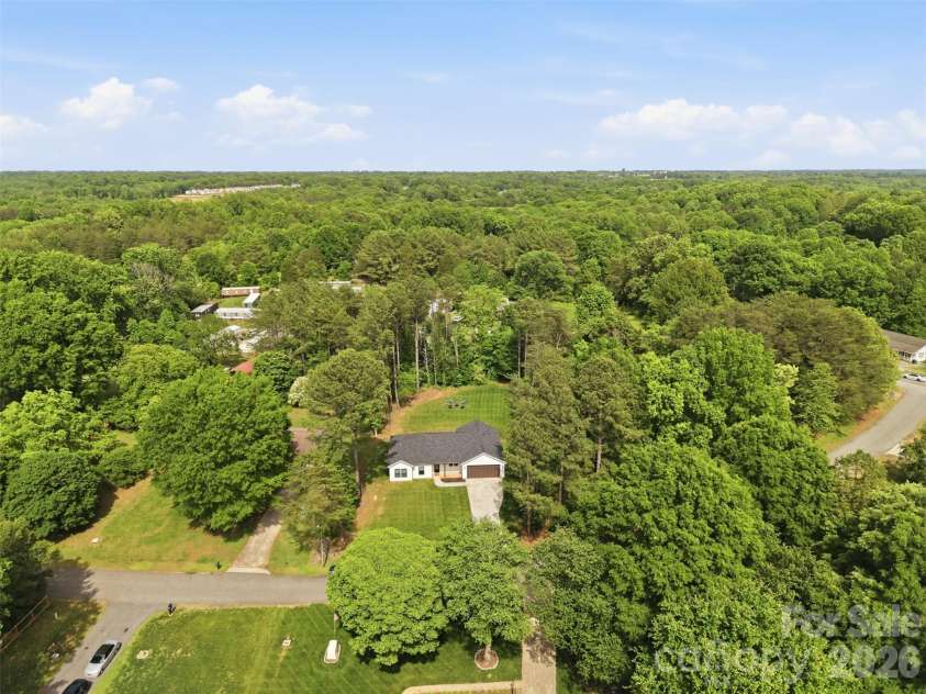 1026 Fye Drive, Newton, NC 28658.  MLS# CAR4375919, YatesRealty ID 27119. 