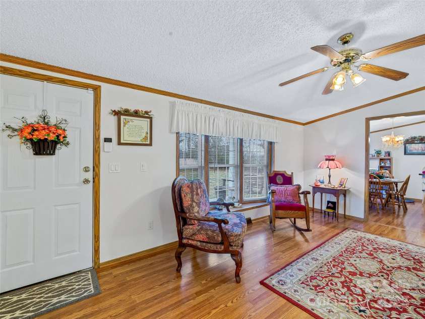 155 Maple Ridge Road, Candler, NC 28715.  MLS# CAR4331042, YatesRealty ID 2712. 