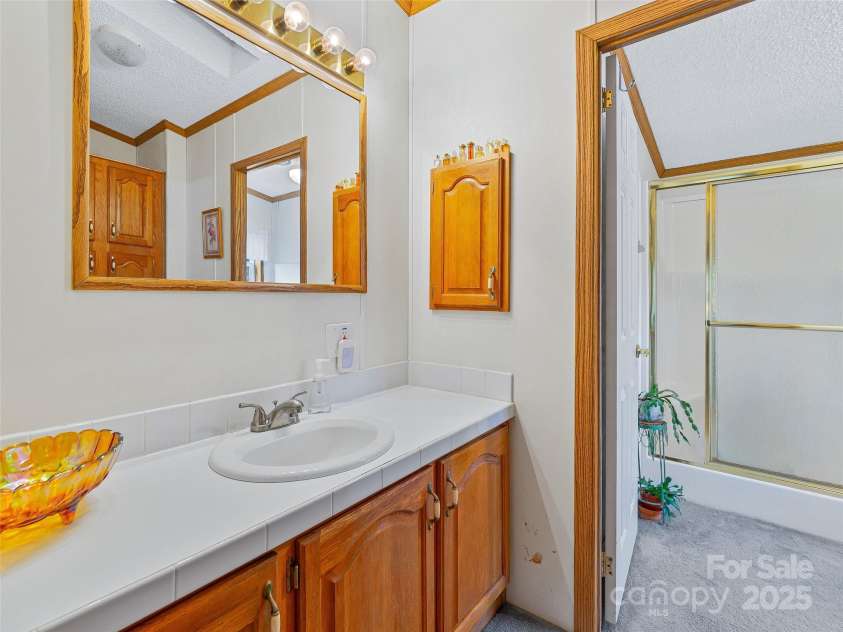 155 Maple Ridge Road, Candler, NC 28715.  MLS# CAR4331042, YatesRealty ID 2712. 