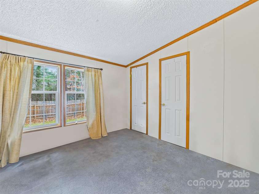 155 Maple Ridge Road, Candler, NC 28715.  MLS# CAR4331042, YatesRealty ID 2712. 