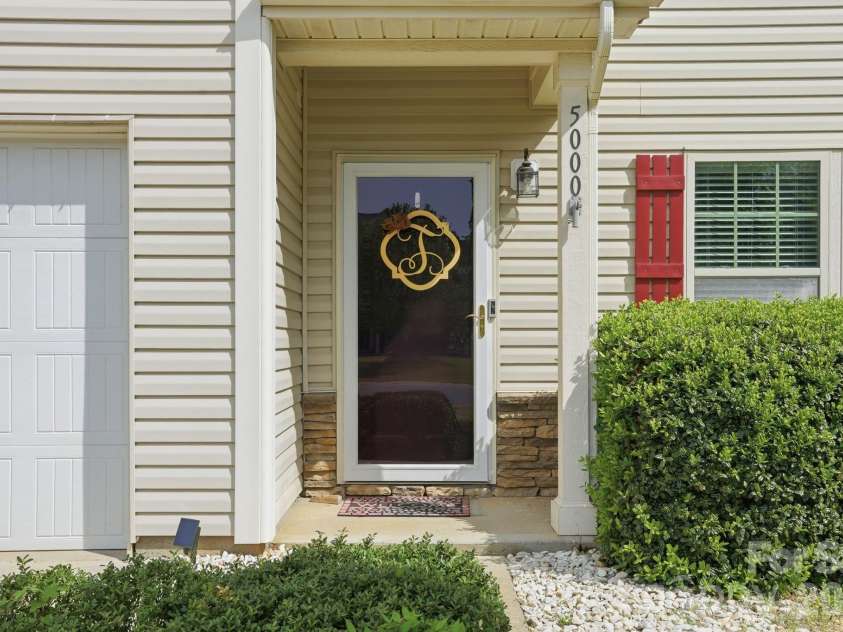5000 Brodie Lane, Fort Mill, SC 29707.  MLS# CAR4362605, YatesRealty ID 27120. 