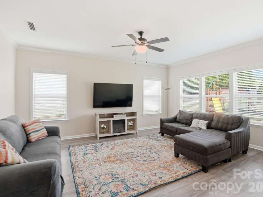 5000 Brodie Lane, Fort Mill, SC 29707.  MLS# CAR4362605, YatesRealty ID 27120. 