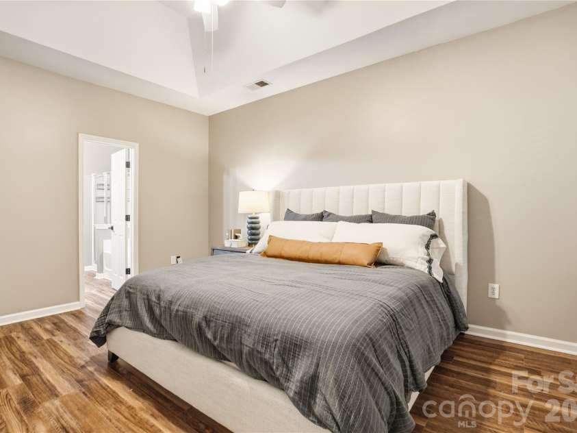 1016 Reigate Road, Charlotte, NC 28262.  MLS# CAR4385914, YatesRealty ID 27123. 