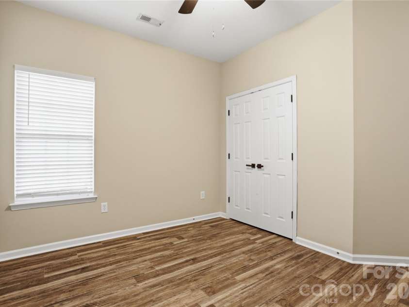1016 Reigate Road, Charlotte, NC 28262.  MLS# CAR4385914, YatesRealty ID 27123. 