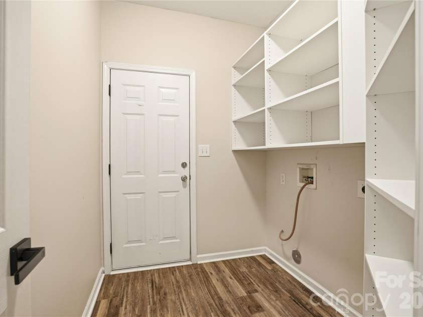 1016 Reigate Road, Charlotte, NC 28262.  MLS# CAR4385914, YatesRealty ID 27123. 