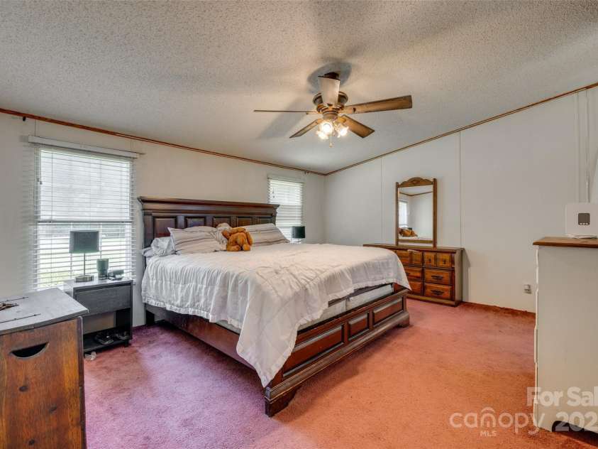 10435 Silver Mine Road, Fort Mill, SC 29707.  MLS# CAR4275041, YatesRealty ID 27125. LARGE PRIMARY