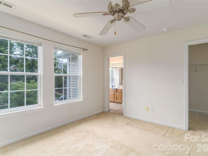 10553 Trolley Run Drive, Cornelius, NC 28031.  MLS# CAR4398318, YatesRealty ID 27126. 