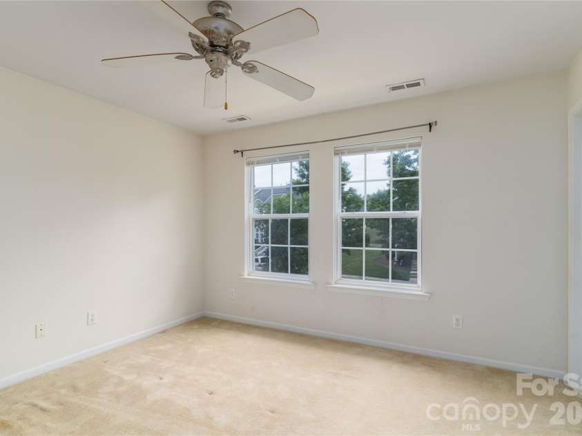 10553 Trolley Run Drive, Cornelius, NC 28031.  MLS# CAR4398318, YatesRealty ID 27126. 