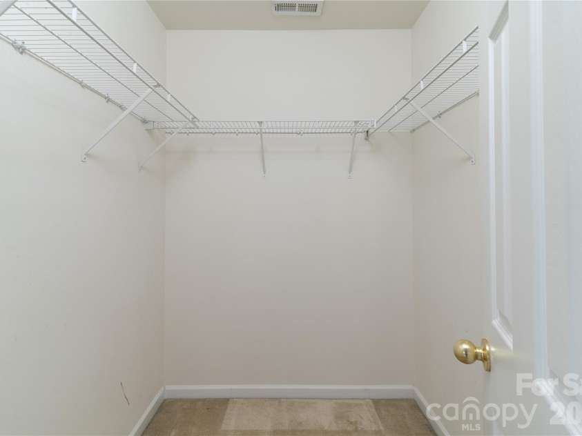 10553 Trolley Run Drive, Cornelius, NC 28031.  MLS# CAR4398318, YatesRealty ID 27126. 