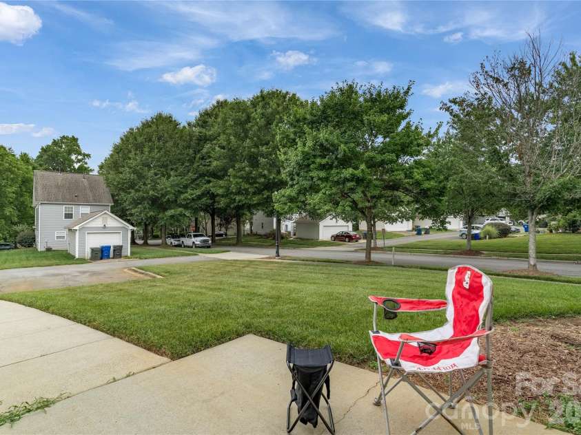 10553 Trolley Run Drive, Cornelius, NC 28031.  MLS# CAR4398318, YatesRealty ID 27126. 