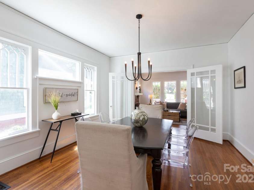 428 Walnut Avenue, Charlotte, NC 28208.  MLS# CAR4282727, YatesRealty ID 27128. 