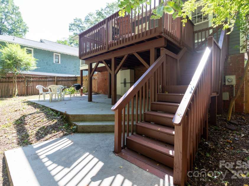 428 Walnut Avenue, Charlotte, NC 28208.  MLS# CAR4282727, YatesRealty ID 27128. 