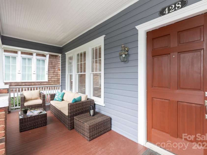 428 Walnut Avenue, Charlotte, NC 28208.  MLS# CAR4282727, YatesRealty ID 27128. 