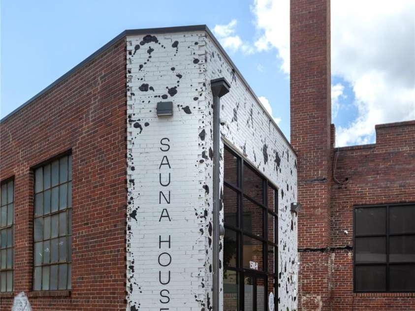 428 Walnut Avenue, Charlotte, NC 28208.  MLS# CAR4282727, YatesRealty ID 27128. 