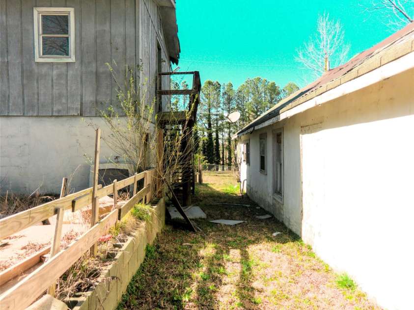 2033 Shelby Road, Kings Mountain, NC 28086.  MLS# CAR4235793, YatesRealty ID 2713. 