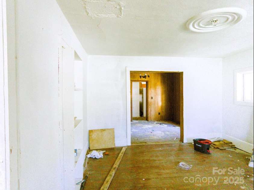 2033 Shelby Road, Kings Mountain, NC 28086.  MLS# CAR4235793, YatesRealty ID 2713. 