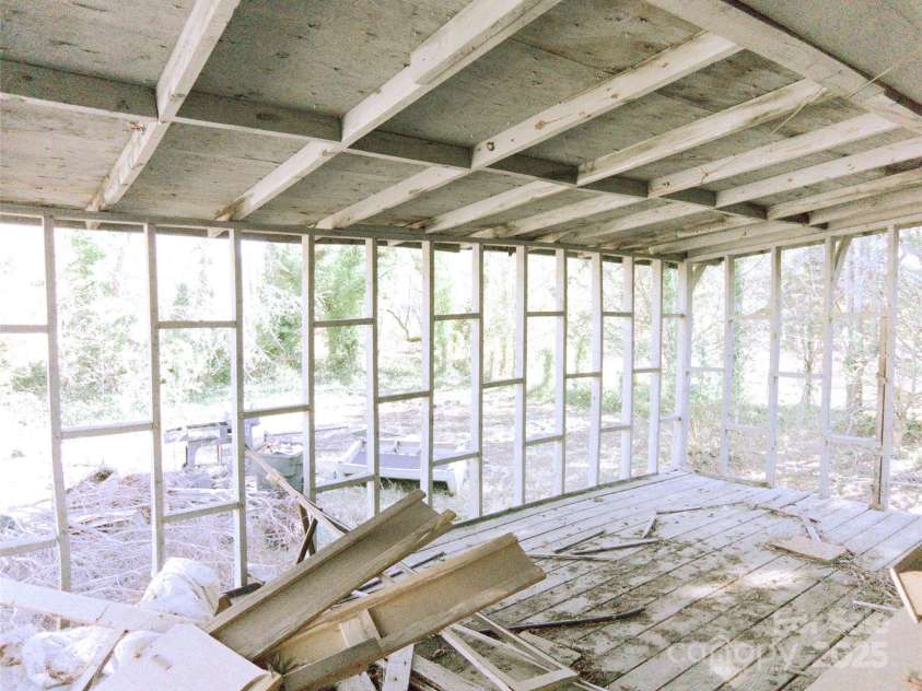 2033 Shelby Road, Kings Mountain, NC 28086.  MLS# CAR4235793, YatesRealty ID 2713. 