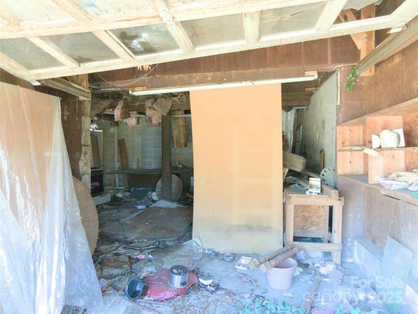 2033 Shelby Road, Kings Mountain, NC 28086.  MLS# CAR4235793, YatesRealty ID 2713. 