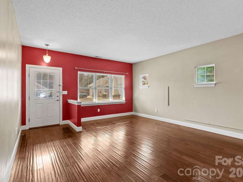 68 Fox Briar Drive, Fletcher, NC 28732.  MLS# CAR4322549, YatesRealty ID 2713. Living room