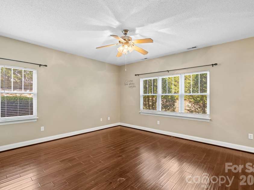 68 Fox Briar Drive, Fletcher, NC 28732.  MLS# CAR4322549, YatesRealty ID 2713. Primary bedroom 