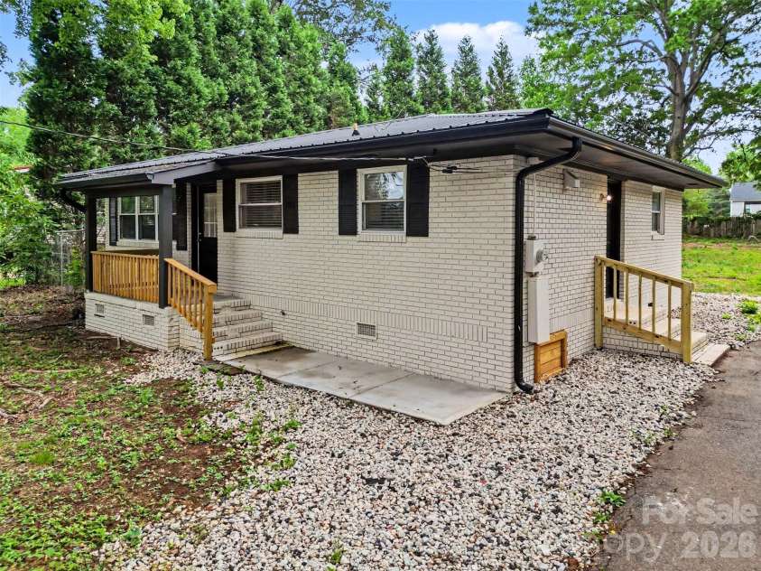 5475 Bertie Avenue, Salisbury, NC 28147.  MLS# CAR4386772, YatesRealty ID 27130. 