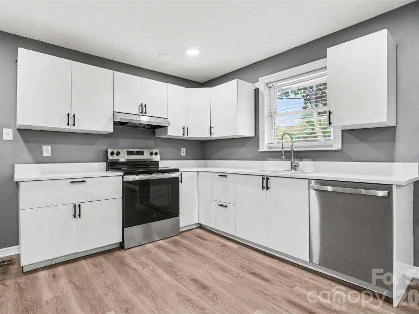 5475 Bertie Avenue, Salisbury, NC 28147.  MLS# CAR4386772, YatesRealty ID 27130. 