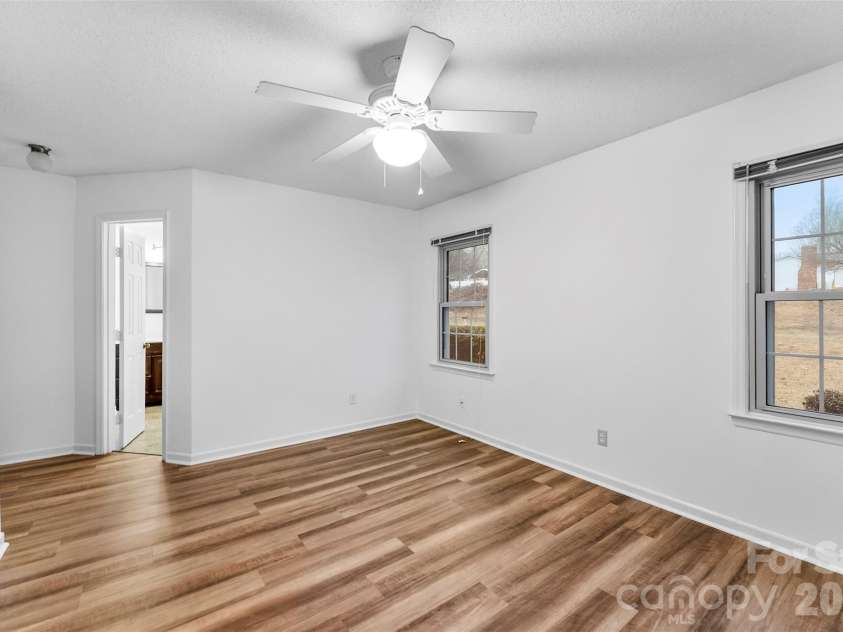 2524 Amity Avenue, Gastonia, NC 28054.  MLS# CAR4386902, YatesRealty ID 27132. 
