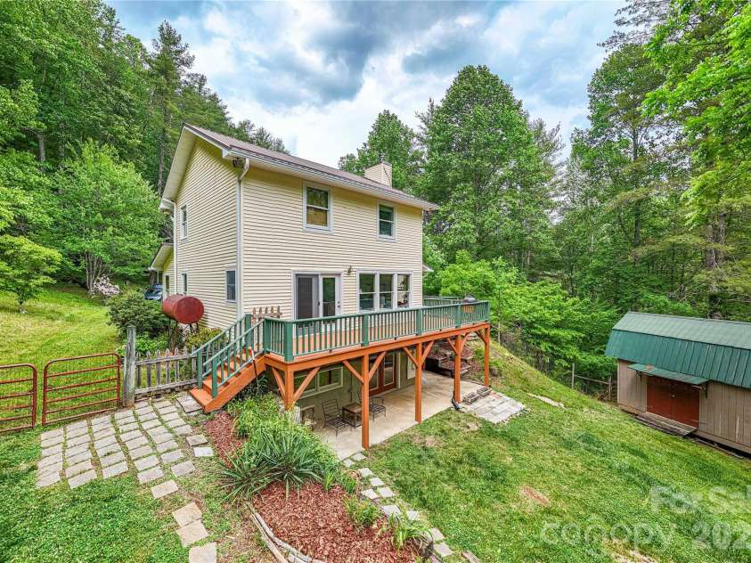 658 Tilley Creek Road, Cullowhee, NC 28723.  MLS# CAR4382702, YatesRealty ID 27134. 