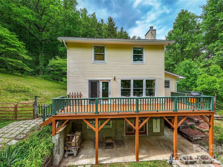 658 Tilley Creek Road, Cullowhee, NC 28723.  MLS# CAR4382702, YatesRealty ID 27134. 