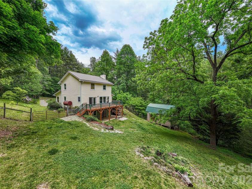 658 Tilley Creek Road, Cullowhee, NC 28723.  MLS# CAR4382702, YatesRealty ID 27134. 