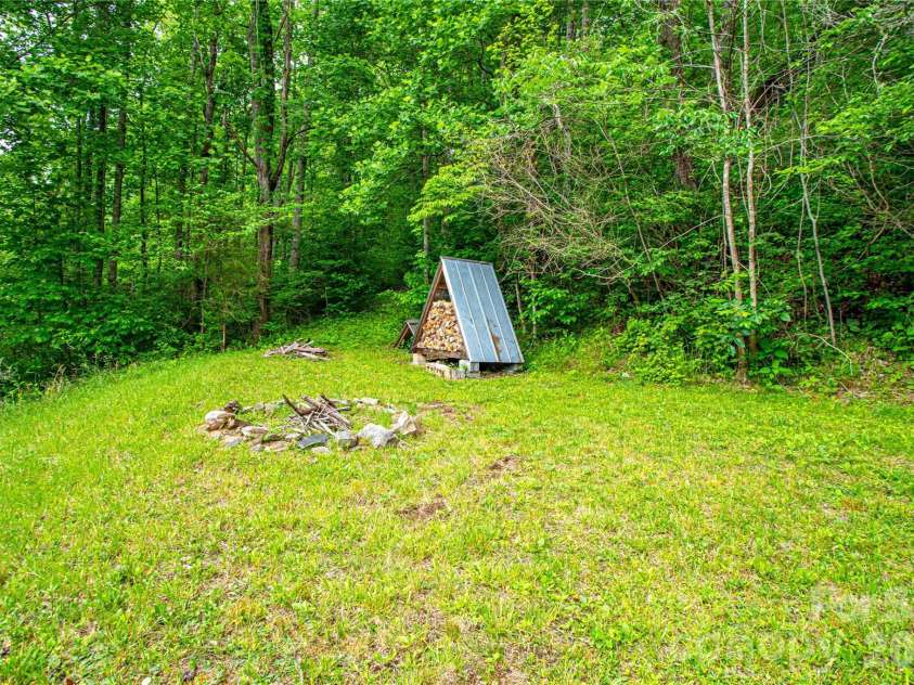 658 Tilley Creek Road, Cullowhee, NC 28723.  MLS# CAR4382702, YatesRealty ID 27134. 