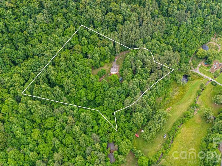 658 Tilley Creek Road, Cullowhee, NC 28723.  MLS# CAR4382702, YatesRealty ID 27134. 