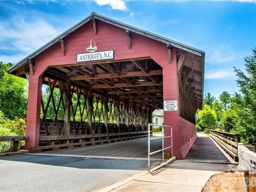 20114 Lamp Lighters Way, Cornelius, NC 28031.  MLS# CAR4380618, YatesRealty ID 27135. Antiquity Bridge to Davidson