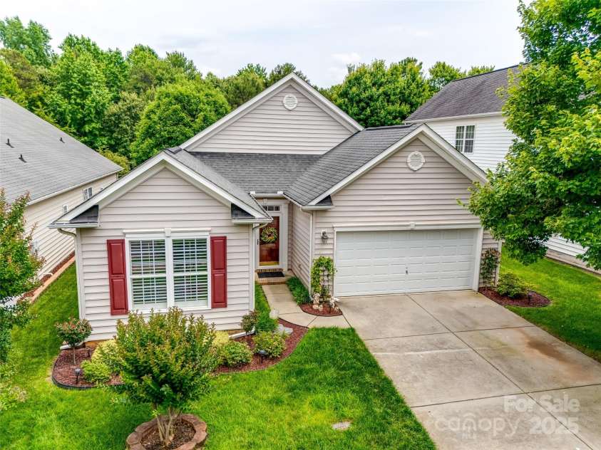 539 Turquoise Way, Fort Mill, SC 29708.  MLS# CAR4263223, YatesRealty ID 27135. 