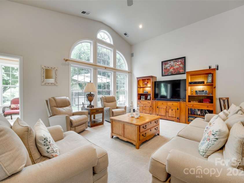 539 Turquoise Way, Fort Mill, SC 29708.  MLS# CAR4263223, YatesRealty ID 27135. 