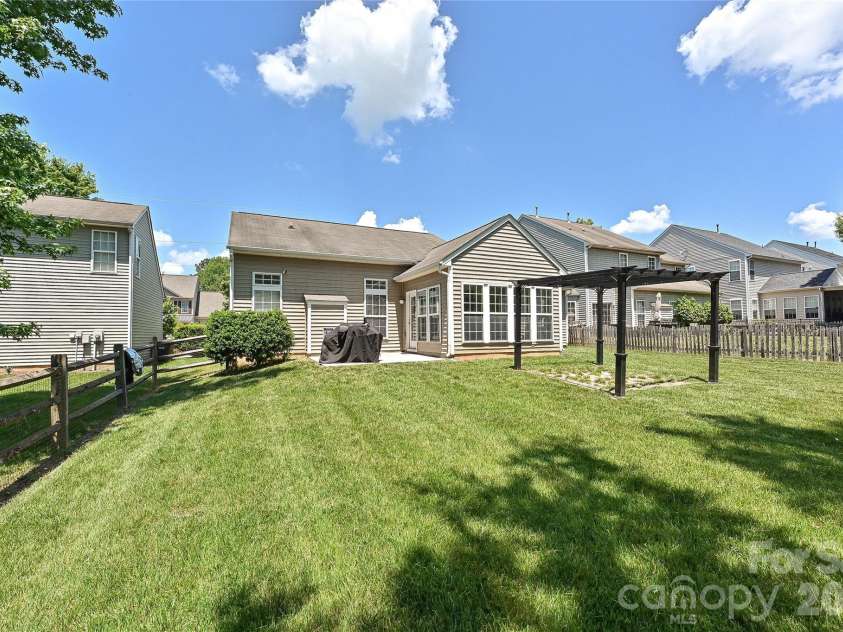 1029 Canopy Drive, Indian Trail, NC 28079.  MLS# CAR4384181, YatesRealty ID 27136. 