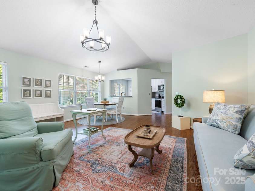 20 Fairway View Court, Etowah, NC 28729.  MLS# CAR4266662, YatesRealty ID 27136. 