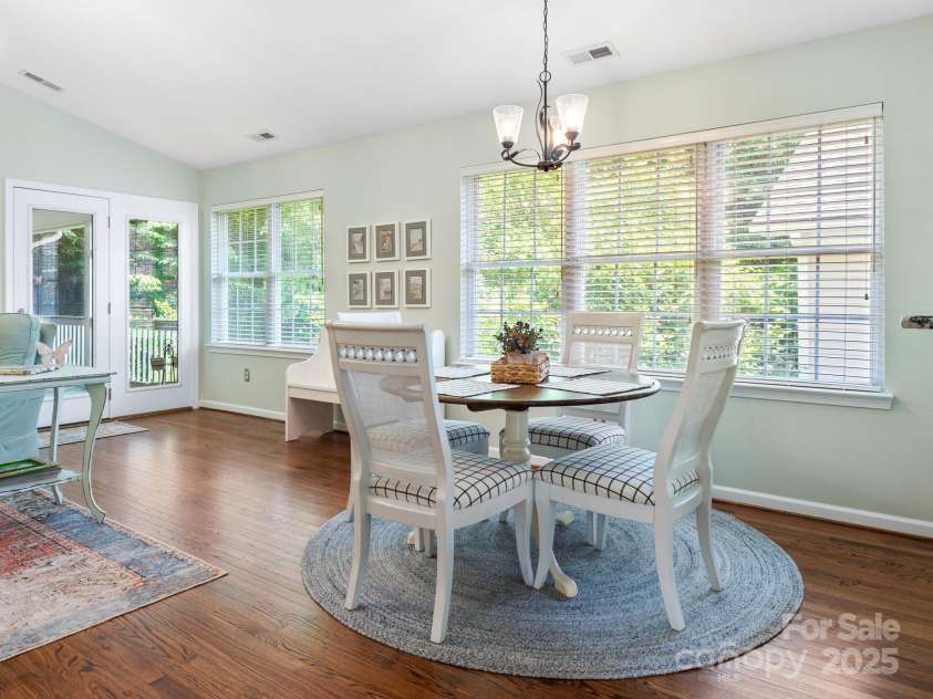 20 Fairway View Court, Etowah, NC 28729.  MLS# CAR4266662, YatesRealty ID 27136. 