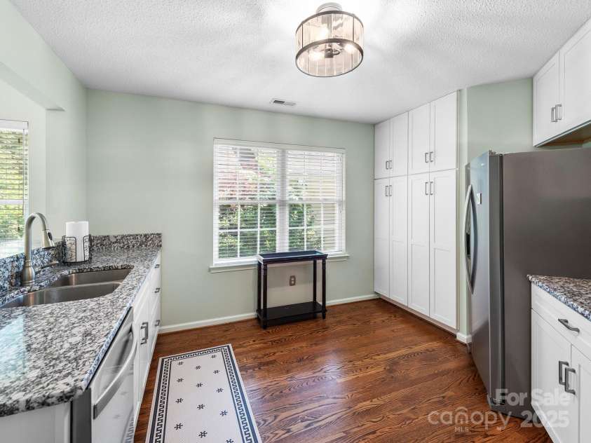 20 Fairway View Court, Etowah, NC 28729.  MLS# CAR4266662, YatesRealty ID 27136. 