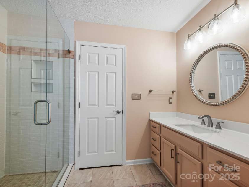 20 Fairway View Court, Etowah, NC 28729.  MLS# CAR4266662, YatesRealty ID 27136. 