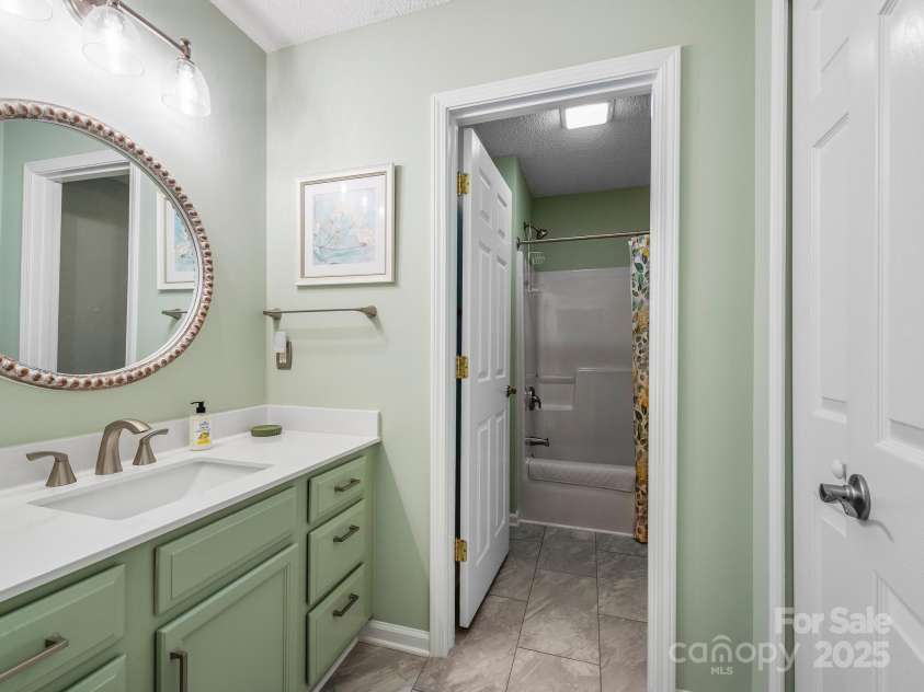 20 Fairway View Court, Etowah, NC 28729.  MLS# CAR4266662, YatesRealty ID 27136. 