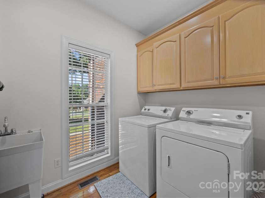 133 Water Oak Lane, Stanfield, NC 28163.  MLS# CAR4279254, YatesRealty ID 27137. Laundry Room