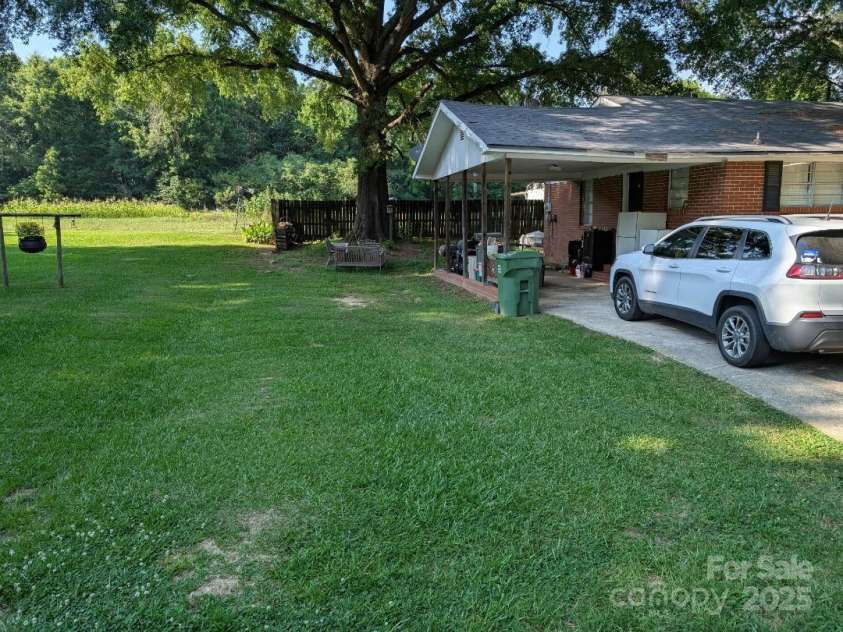 2261 Felly Lane, Lancaster, SC 29720.  MLS# CAR4273789, YatesRealty ID 27138. 