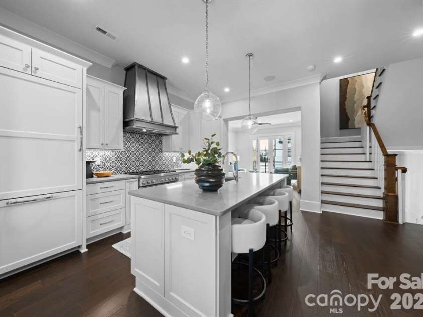 622 Mattie Rose Lane, Charlotte, NC 28204.  MLS# CAR4352164, YatesRealty ID 27139. 