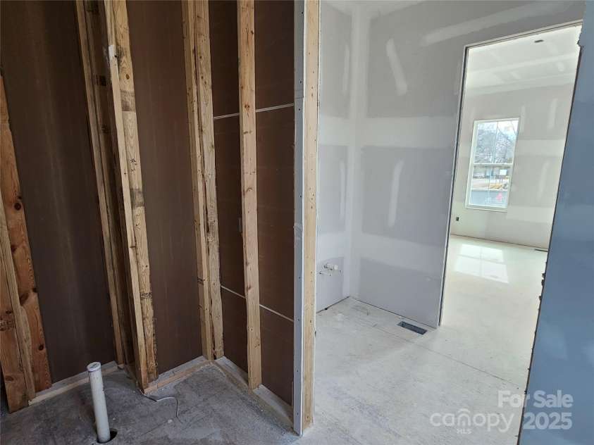 124 Vaden Road, Reidsville, NC 27320.  MLS# CAR4233105, YatesRealty ID 2714. 